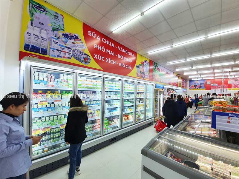 Tủ mát đứng siêu thị cao cấp lốc ngoài