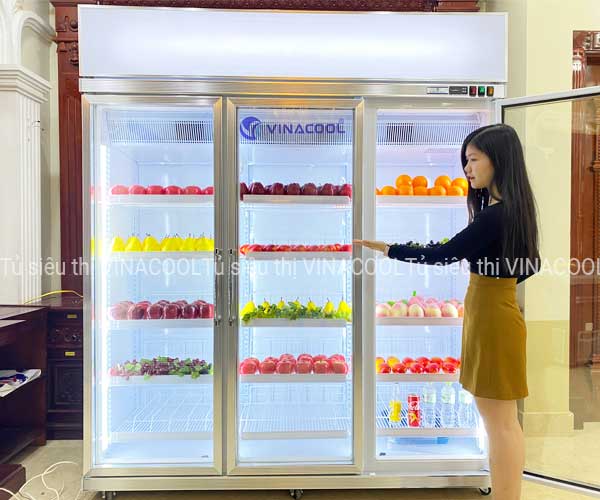 tủ siêu thị 3 cánh cao cấp
